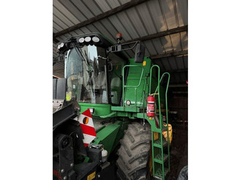 Moissonneuse-batteuse JOHN DEERE T560