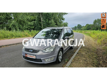 Voiture FORD