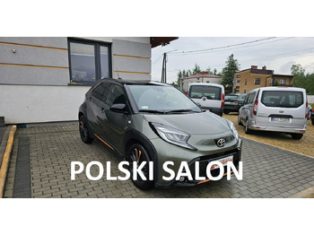 Voiture à hayon TOYOTA