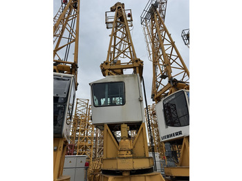 Grue à tour LIEBHERR