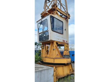 Grue à tour LIEBHERR