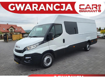Utilitaire double cabine IVECO Daily