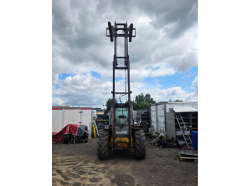 Chariot tout terrain MANITOU M 26-4