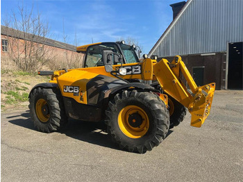 Chariot télescopique JCB
