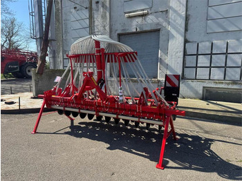 Kverneland CB 3000 3 punt - crédit-bail Kverneland CB 3000 3 punt: photos 1