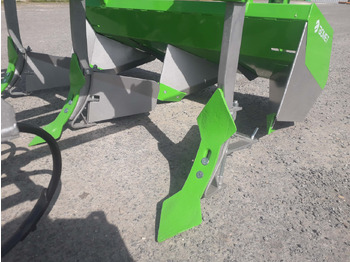 Outils du sol neuf BOMET Butteuse avec cape arrière fixe 2 rangs NOCTU: photos 4 Outils du sol neuf BOMET Butteuse avec cape arrière fixe 2 rangs NOCTU: photos 4