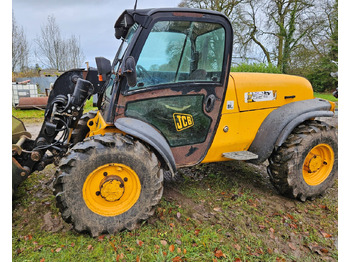 Chariot télescopique JCB