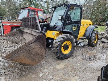 Chariot télescopique JCB