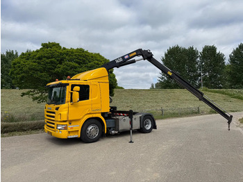 Camion grue SCANIA P 320