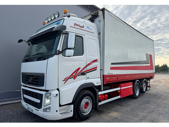 Camion fourgon VOLVO