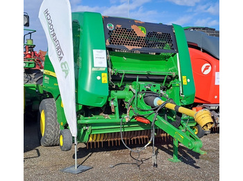 Presse à balles rondes JOHN DEERE