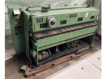 Machine à métaux