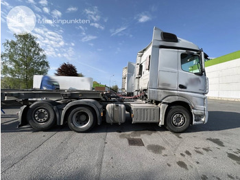 Tracteur routier Mercedes-Benz Actros 2545: photos 4