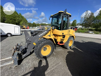 Chargeuse sur pneus Volvo L 35 G: photos 2