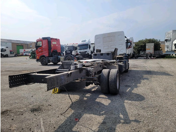 Châssis cabine RENAULT D12: photos 4