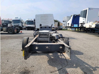 Châssis cabine RENAULT D12: photos 5