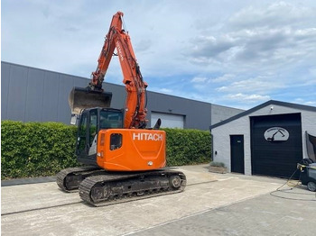 Pelle sur chenille Hitachi ZX 135 US 5-B: photos 5