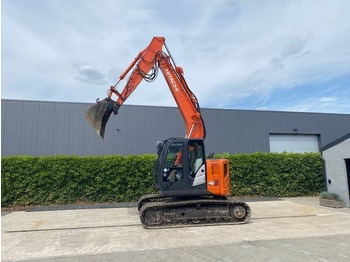 Pelle sur chenille Hitachi ZX 135 US 5-B: photos 4