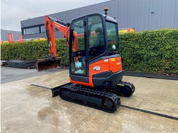 Mini pelle KUBOTA U27-4