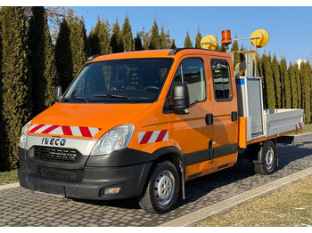 Utilitaire plateau baché IVECO Daily