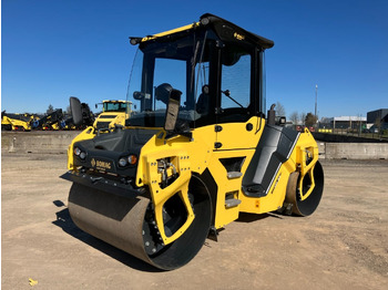 Rouleau compresseur BOMAG