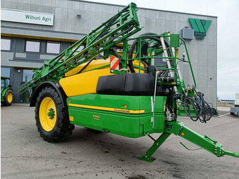 Pulvérisateur traîné JOHN DEERE