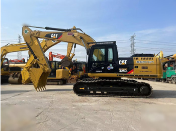 Pelle sur chenille CATERPILLAR 325DL