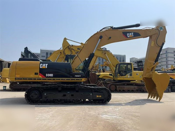 Pelle sur chenille CATERPILLAR 330D