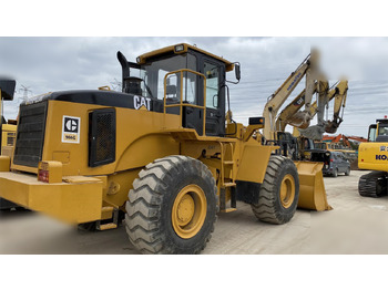Chargeuse sur pneus CATERPILLAR 966G