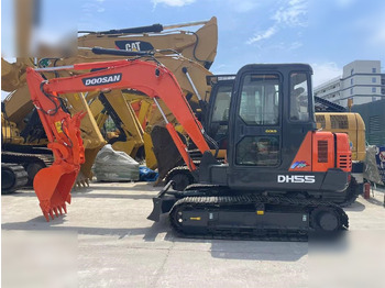 Mini pelle DOOSAN DH55-V