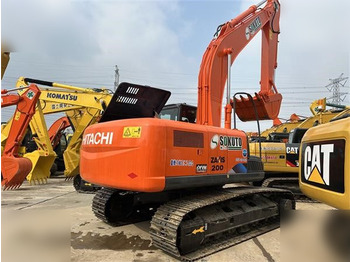 Pelle sur chenille HITACHI ZX200