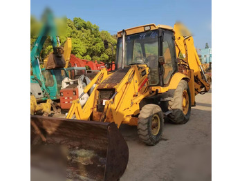 Tractopelle JCB 3CX