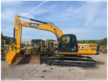 Pelle sur chenille JCB JS220LC