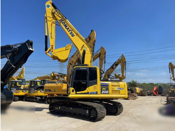 Pelle sur chenille KOMATSU PC200-8: photos 2 Pelle sur chenille KOMATSU PC200-8: photos 2
