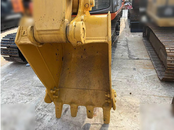 Pelle sur chenille KOMATSU PC78US-6N0: photos 3