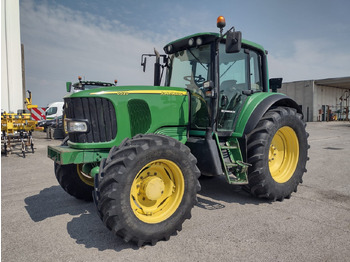 Tracteur agricole JOHN DEERE 6520