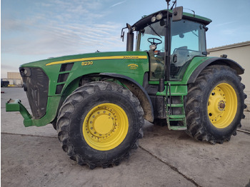 Tracteur agricole JOHN DEERE 8030 Series