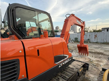 Mini pelle DOOSAN DX60