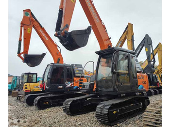 Pelle sur chenille HITACHI ZX120