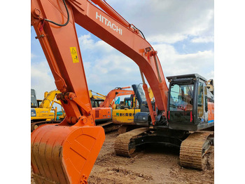 Pelle sur chenille HITACHI ZX240