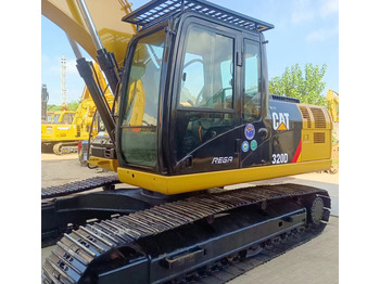 Pelle CATERPILLAR 320D