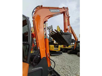Pelle sur chenille Used Digger DOOSAN DX60 Construction Machinery Construction Digger Used DOOSAN DX60 Cheap Excavator: photos 3