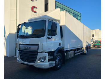 Camion fourgon DAF