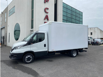 Fourgon grand volume IVECO Daily 35c16