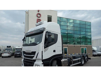 Camion porte-conteneur/ Caisse mobile IVECO Stralis