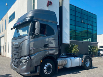 Tracteur routier IVECO S-WAY