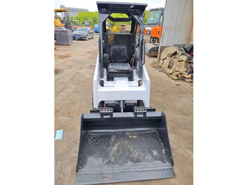 Mini chargeuse Second Hand Bobcat S70 Skid Steer Loader on Stock  Excellent Performance Bobcat S70 S160 S300 330 Skid Steer for Sale: photos 3