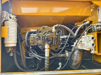 Pelle sur chenille USED SANY 215C Excavator 20tons Excavator with Good Condition  for Sale [ Copy ]: photos 5