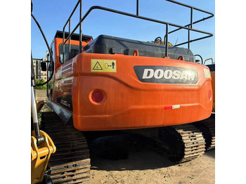 Pelle sur chenille DOOSAN DX300