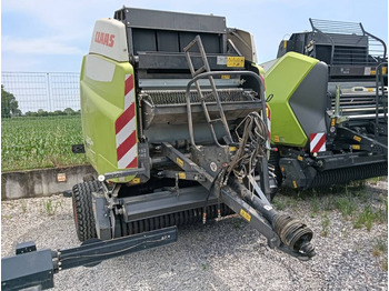 Presse à balles rondes CLAAS